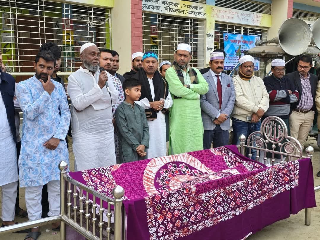 মির্জাপুর উপজেলা ছাত্রদলের যুগ্ন সম্পাদক মোঃ সেতু হায়দার খান এর পিতা আজ ভোরে ঢাকায় একটি হসপিটালে হৃদরোগে আক্রান্ত হয়ে ইন্তেকাল করেন। সকালে তার নিজ গ্রাম গোড়াই নাজির পাড়া বাড়িতে আনলে এলাকায় আবেগঘন পরিবেশ সৃষ্টি হয় । তিনি একজন অত্যন্ত ভালো মানুষ ছিলেন। তার পরিবারের সকলেই রাজনীতি সাথে জড়িত থাকলেও তিনি কোন রাজনীতির সাথে জড়িত ছিলেন । তিনি সাদামাটা জীবনধারণ করতেন।