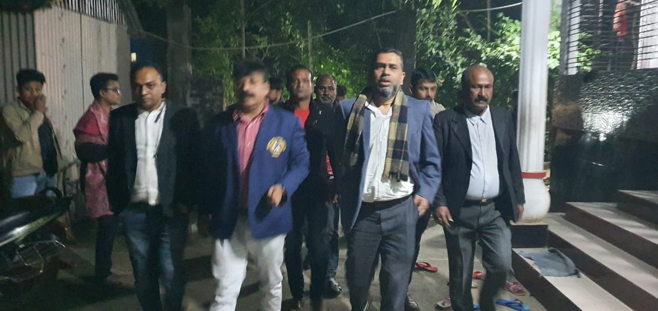 ৫ জানুয়ারি রোজ রবিবার রাতে মির্জাপুর উপজেলার জামুর্কী ইউনিয়নের পাকুল্যা শিতলতলা গ্রামে এক অষ্টপ্রহর অনুষ্ঠানে প্রধান অতিথি হিসেবে উপস্থিত ছিলেন বাংলাদেশ জাতীয়তাবাদী দল বিএনপির সাবেক সফল ছাত্র নেতা হাজী মোহাম্মদ মহসিন হলে নির্বাচিত সাবেক জিএস মির্জাপুরের মাটি ও গণমানুষের নেতা,সৈরাচার বিরোধী আন্দোলনে রাজপথের অগ্রনায়ক, নিপীড়িত জনগণের প্রিয় অভিভাবক,মির্জাপুরের আগামী দিনে ধানের শীষের কান্ডারী,বাংলাদেশ জাতীয়তাবাদী দল বিএনপির নির্বাহী কমিটির সংগ্রামী সহ সাংস্কৃতিক বিষয়ক সম্পাদক জননেতা_জনাব সাইদুর রহমান সাঈদ সোহরাব।