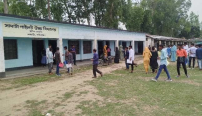 এসএসসি পরীক্ষায় নকল, ৯ পরীক্ষার্থী ও এক শিক্ষক বহিষ্কার।