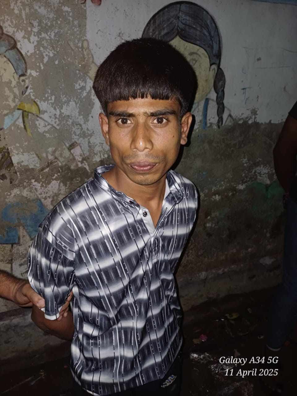 রূপগঞ্জে পাঁচ বছরের শিশুকে ধর্ষণের চেষ্টায় যুবক গ্রেফতার