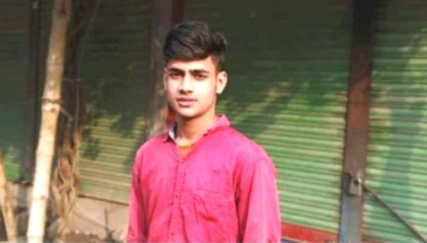 এসএসসি পরীক্ষার্থী ইমনকে হাতুড়ি পেটা করে নির্মম হত্যা — সহপাঠীদের বিরুদ্ধে চাঞ্চল্যকর অভিযোগ