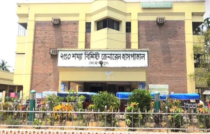 মেহেরপুর ২৫০ শয্যা হাসপাতালে মহিলা ও শিশু ওয়ার্ডের চিকিৎসা সেবা বন্ধ | রোগী ভোগান্তিতে