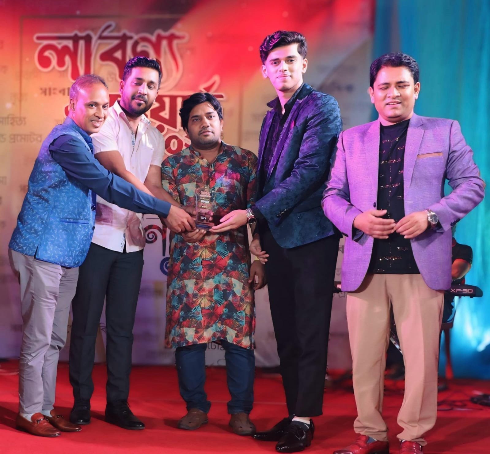 শেখ ফরিদ পলক পেলেন ‘লাবণ্য অ্যাওয়ার্ড ২০২৫’ | সেরা তরুণ অভিনেতার স্বীকৃতি পেলেন অভিনয় প্রতিভা