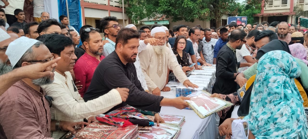 রূপগঞ্জে শহীদ জিয়ার শাহাদাত বার্ষিকীতে সহস্রাধিক হতদরিদ্র পরিবারে ঈদের হাসি