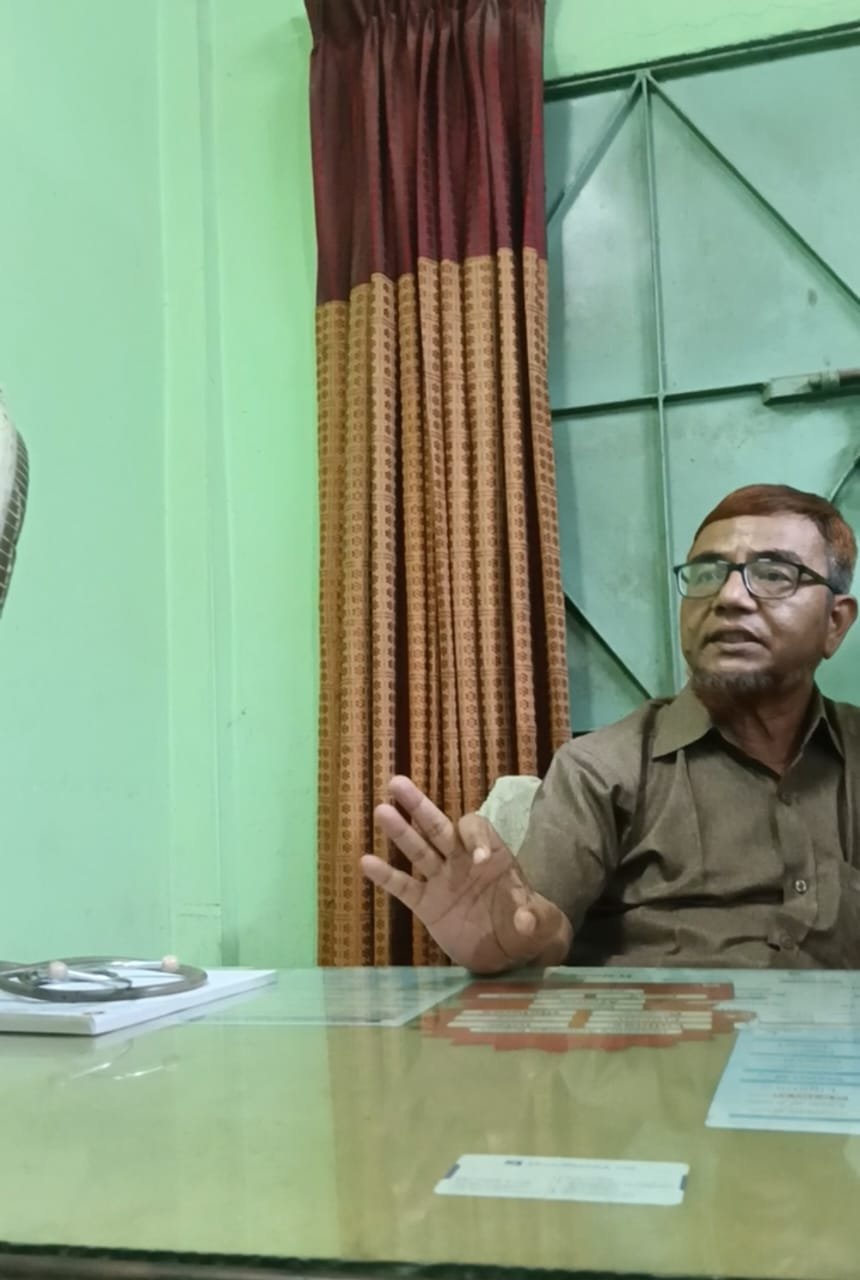 ঘিওরে হাইকোর্টের রায় অমান্য করে চিকিৎসা কার্যক্রম: অবসরপ্রাপ্ত মেডিকেল অফিসারের বিরুদ্ধে অভিযোগ